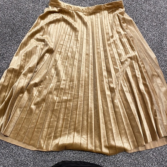 SOLD - Picture 4 of 5